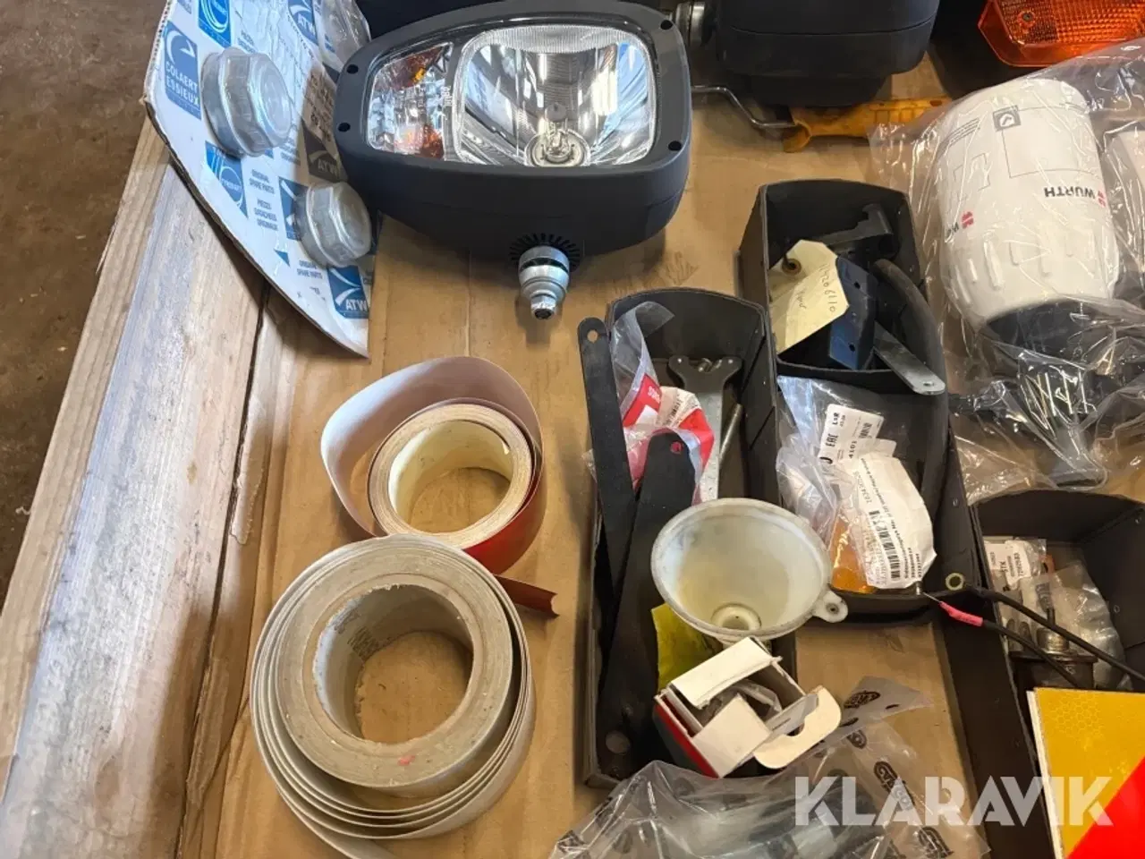 Billede 10 - Lot med reservedele - 5 paller