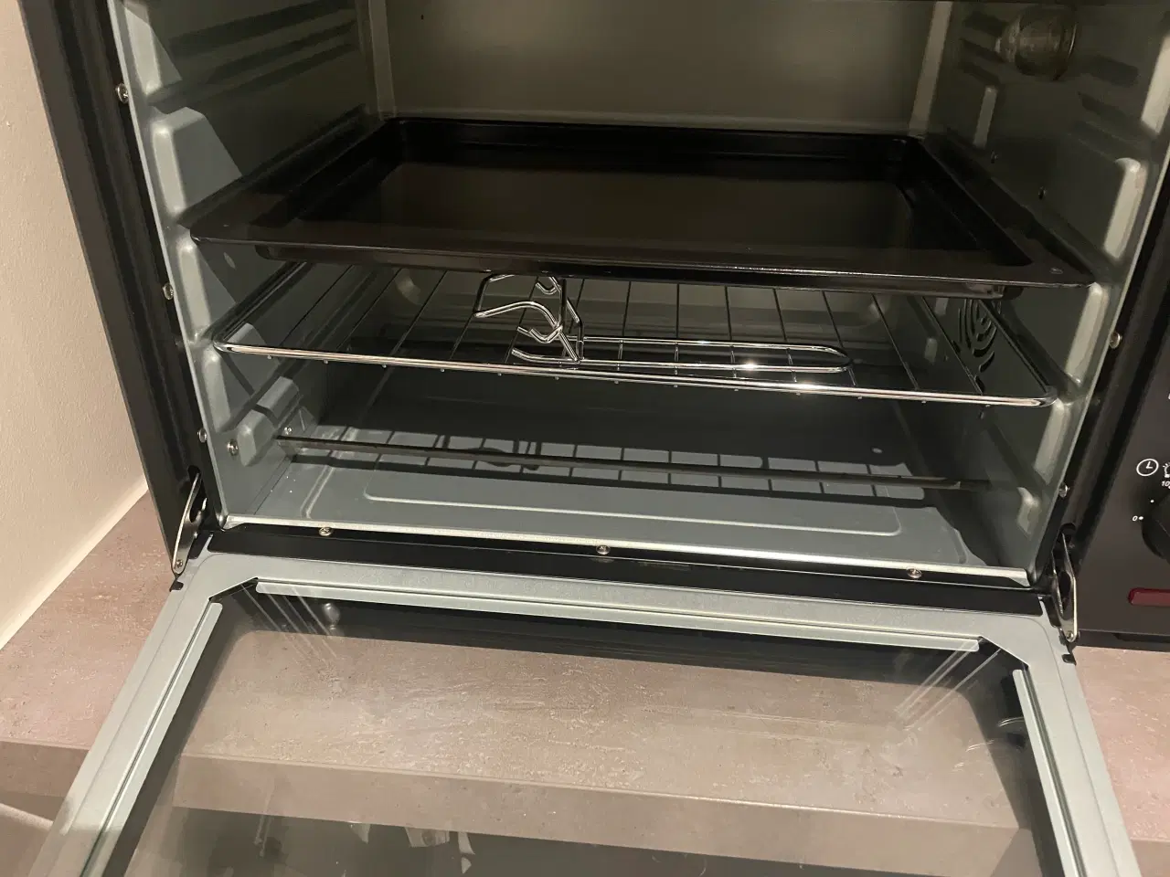 Billede 4 - Albaline bordovn 48 liter m/varmluft