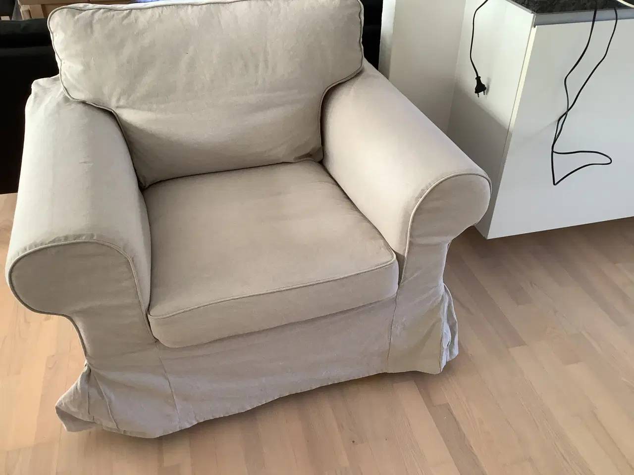 Billede 1 - Lænestol i stof