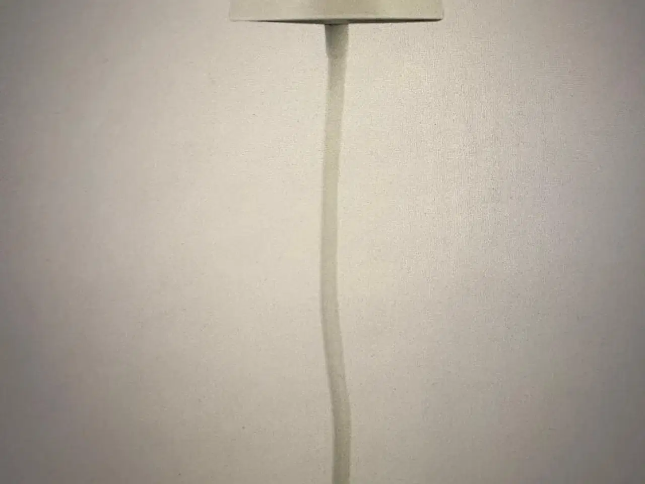 Billede 1 - Fonzy - genopladelig bordlampe, Perle Hvid