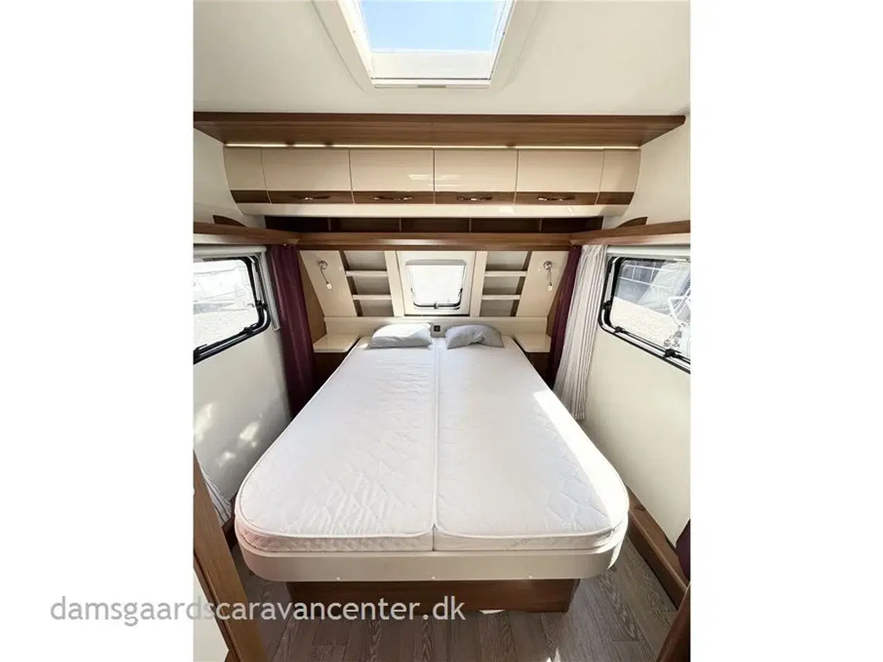Billede 9 - 2017 - Hobby Excellent 540 UFF   Queensbed-Gulvtemp.-Mover-Telt