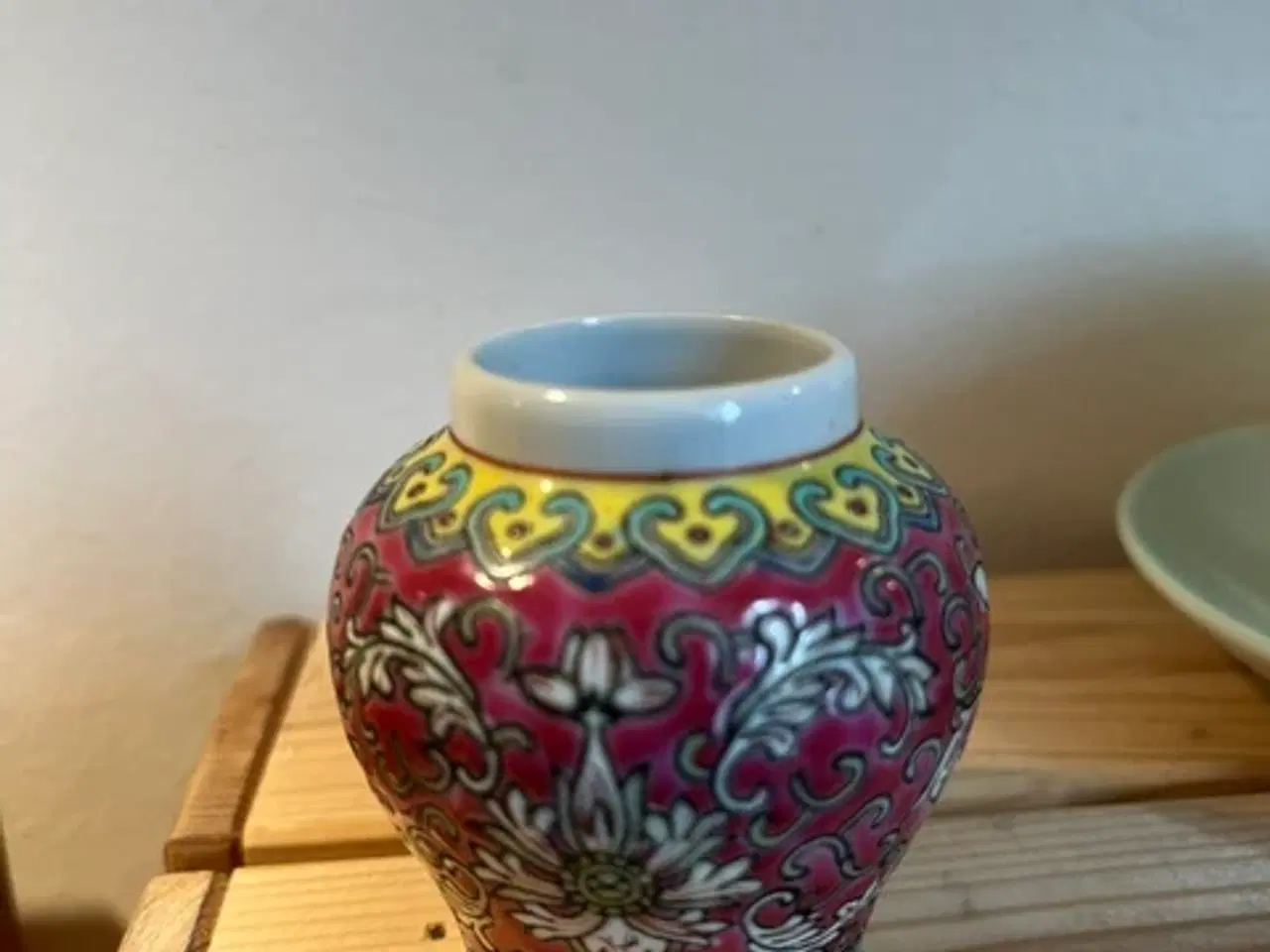 Billede 2 - Vintage kinesisk mini-vase – Mun Shou "Longevity"