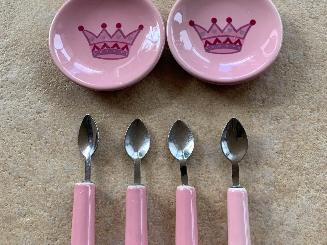 Billede 1 - Prinsesse tallerkener og skeer
