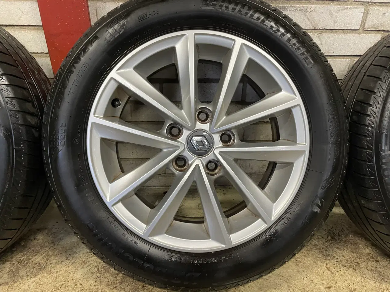 Billede 5 - 16 Renault Megane 205/55r16 Ref.181 sommer