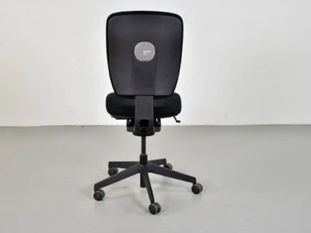 Billede 3 - Duba b8 dash kontorstol med sort alcantara polster og høj ryg