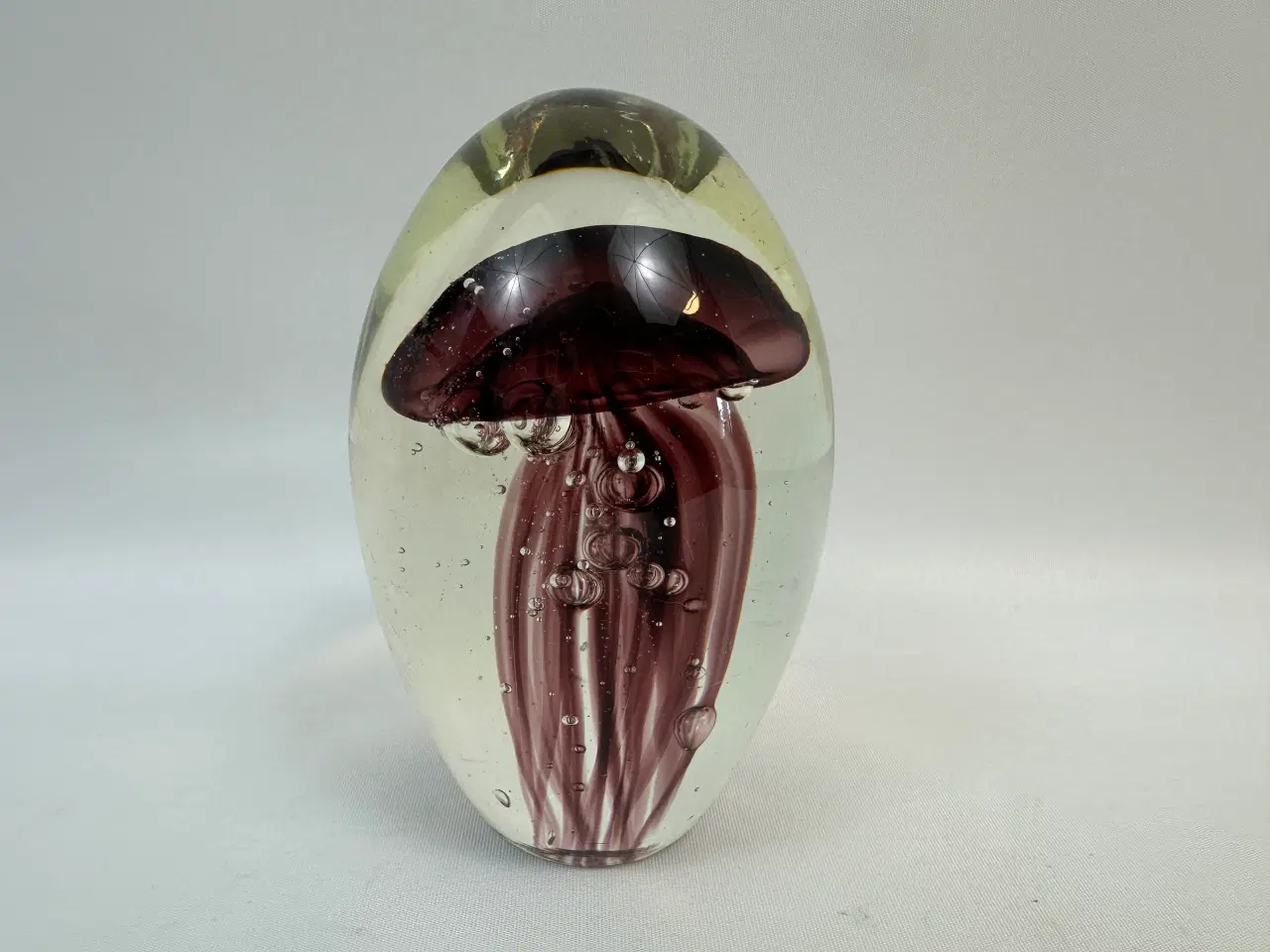 Billede 1 - Ældre brevpresser i glas / glaskunst