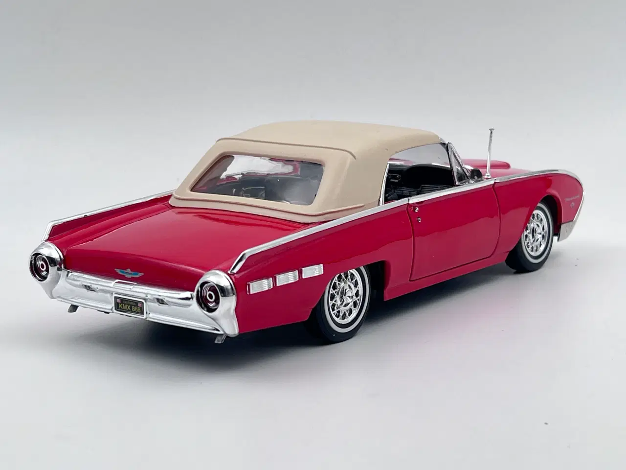 Billede 4 - 1962 Ford Thunderbird Sports Roadster 1:18 