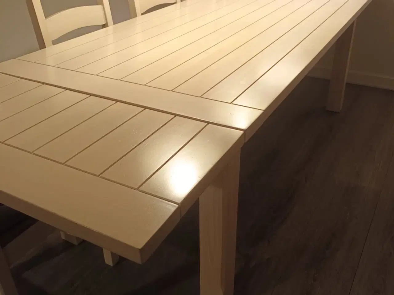 Billede 2 - spisebord med stole