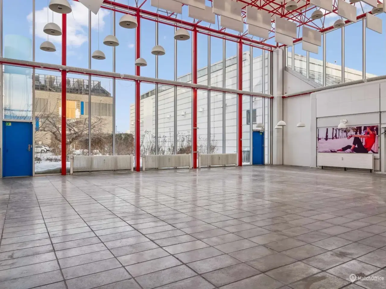 Billede 9 - 1.221m² lager og kontor/showroom til en lav leje. tæt på motorvej og togstation