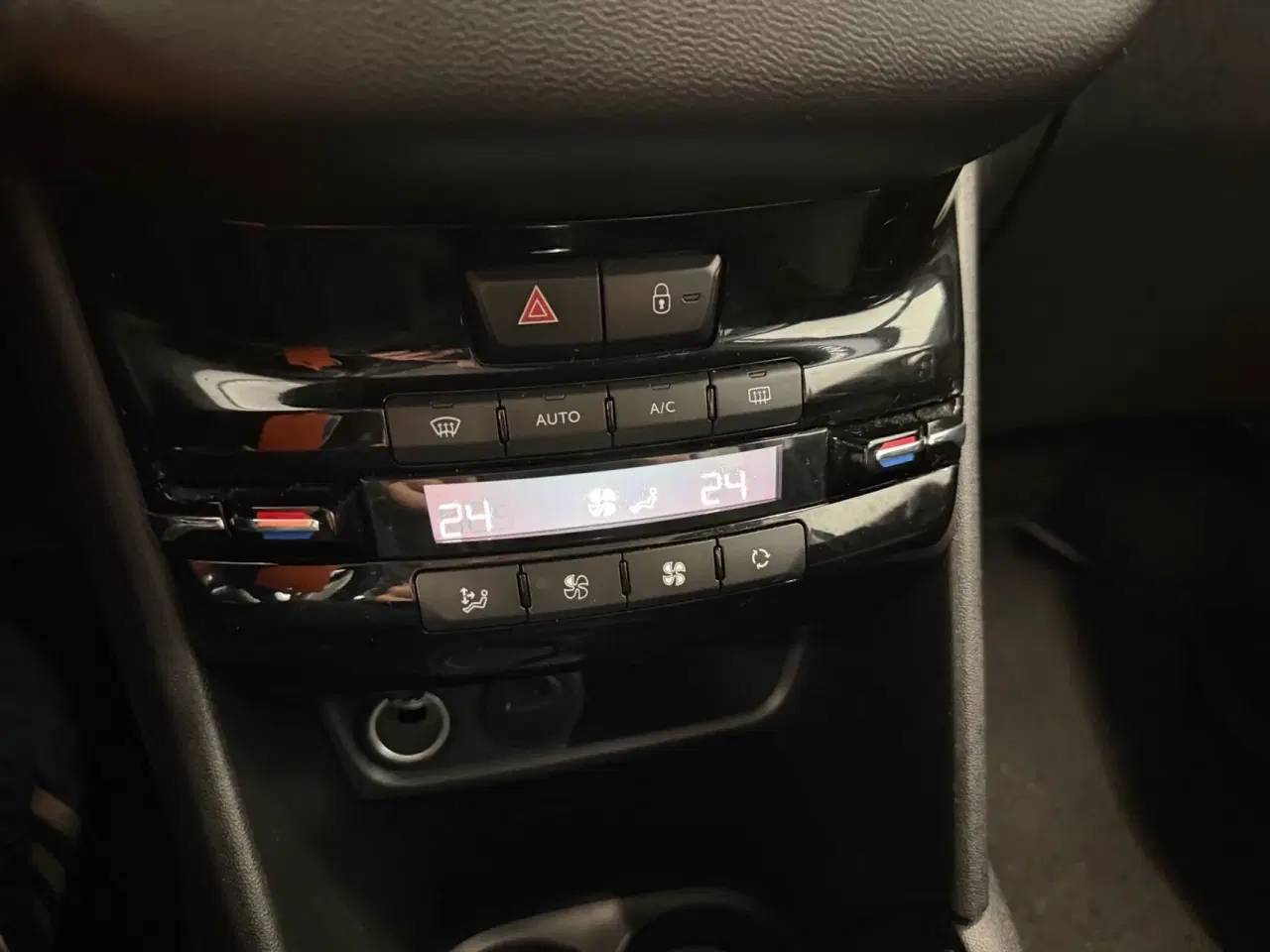 Billede 14 - Peugeot 208 1,5 BlueHDi Signature+ 100HK 5d