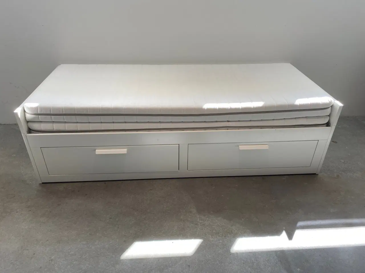 Billede 1 - Seng/sovesofa