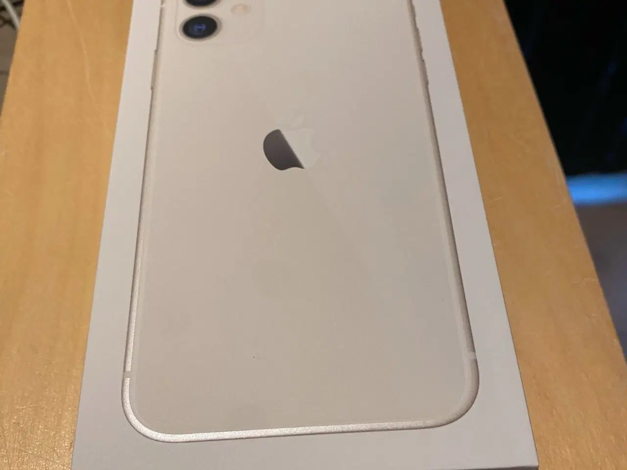 Billede 3 - Iphone 11 i god stand sælges