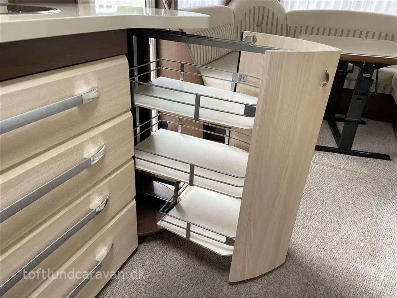 Billede 16 - 2012 - Hobby Prestige 610 UL   1 ejers, SUPERFLOT STOR ENKELTSENGS-VOGN, m/MOVER og stort Isabella fortelt mv. ET GODT TILBUD.