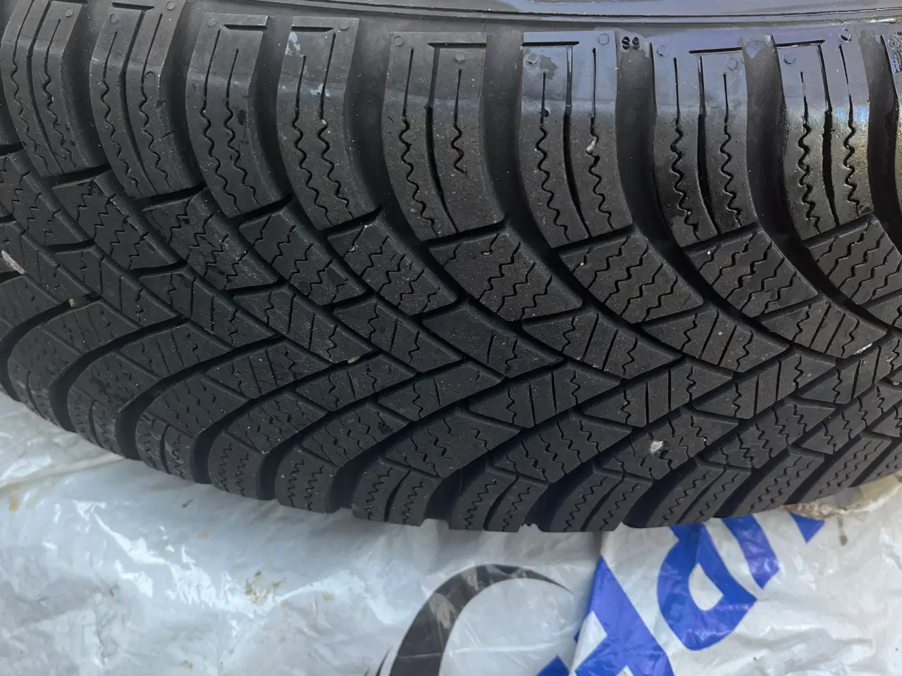 Billede 2 - Vinterdæk på fælge