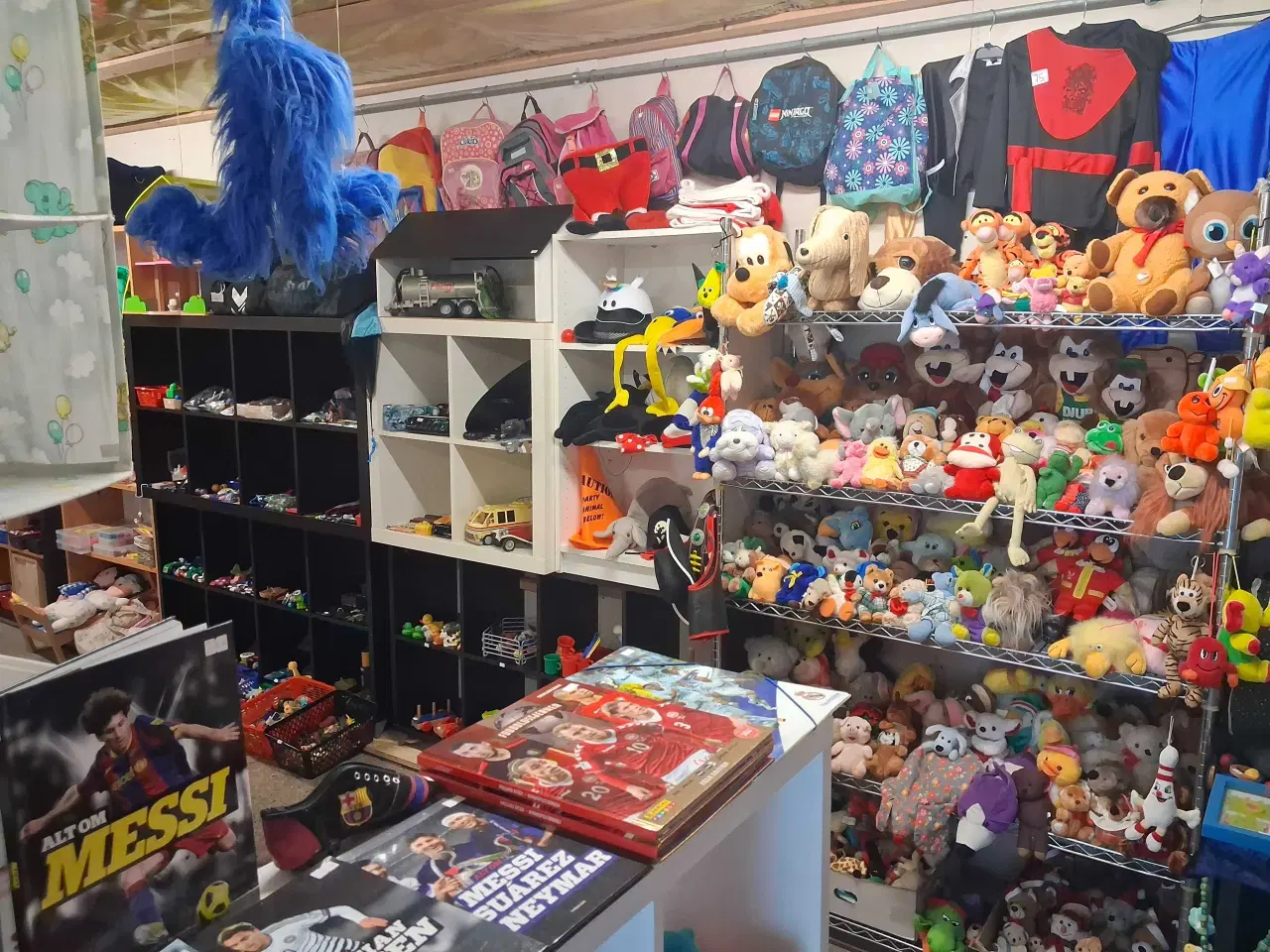 Billede 14 - STORT tøj og loppemarke