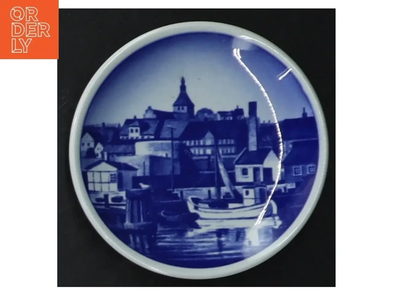 Billede 2 - Blå-og-hvid vægplade fra Svendborg Havn, Royal Copenhagen (str. 8 cm. 5 stykker)
