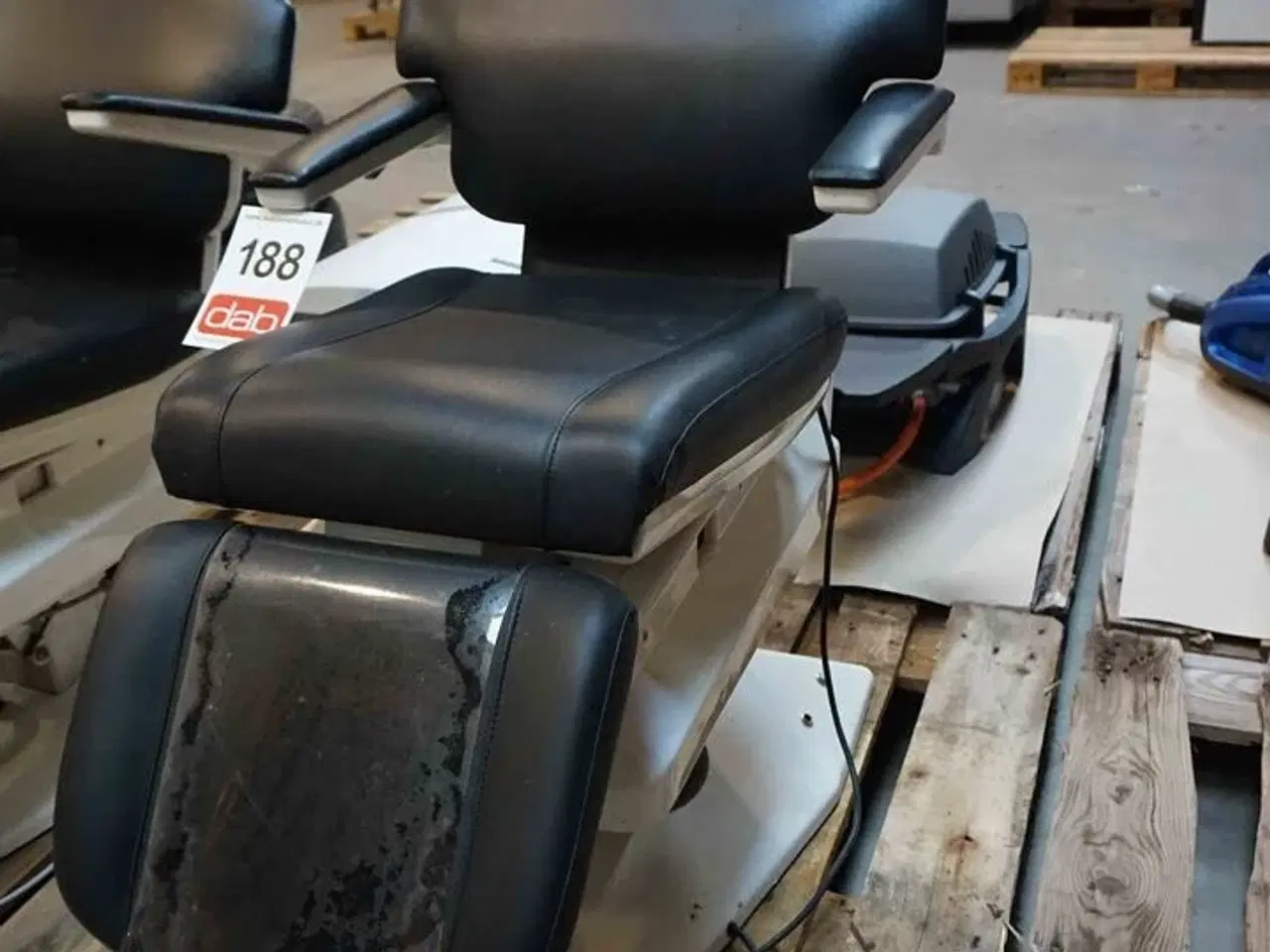 Billede 2 - Behandlerstol 230V (MOMSFRI)