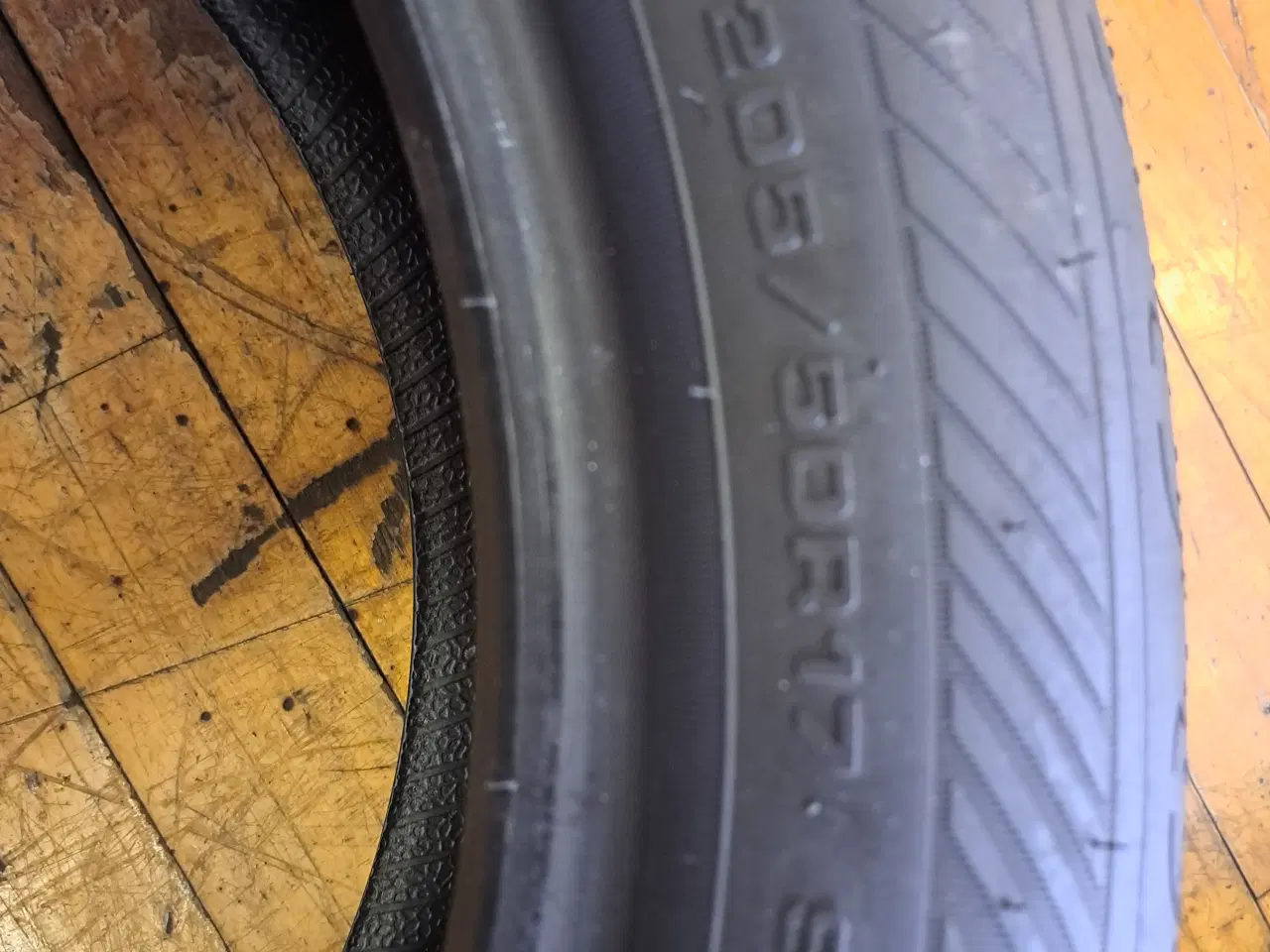 Billede 6 - 205 50 17 good year kørt 1500 km