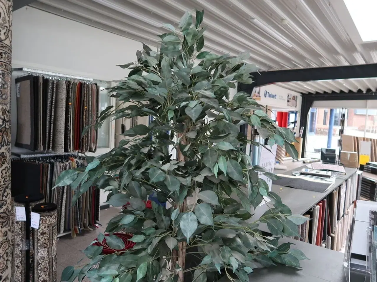 Billede 2 - Kunstig plante i krukke