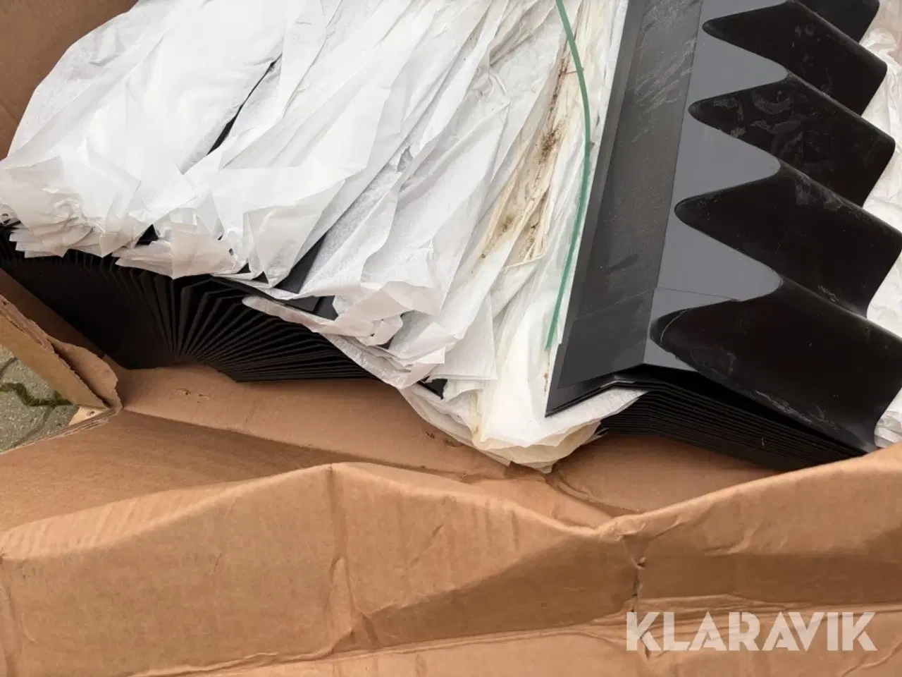 Billede 3 - Formstykker Swisspearl 20 graders tag sort 60 styk