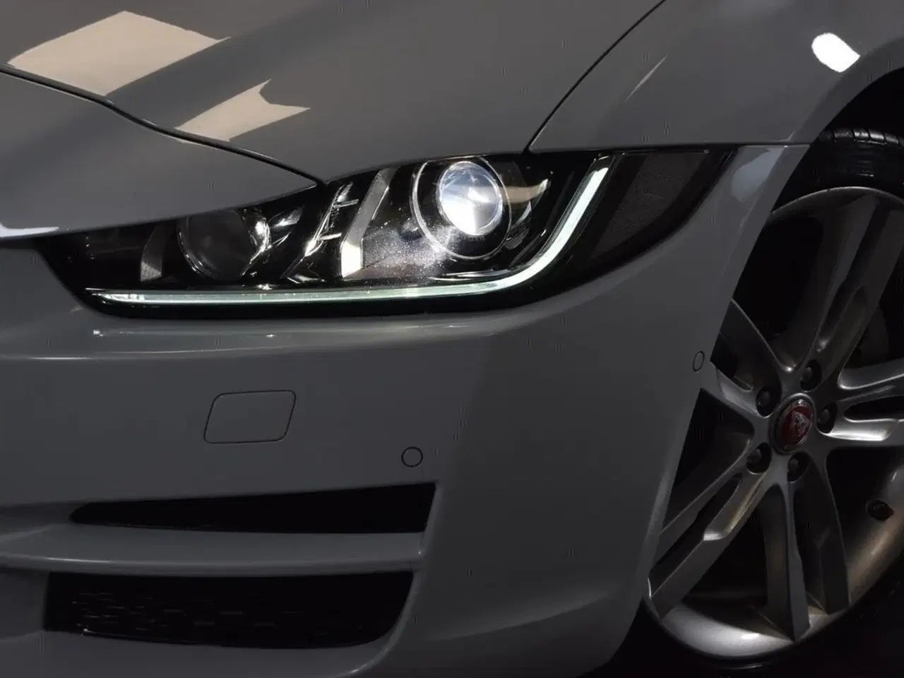 Billede 3 - Jaguar XE 2,0 P240 Prestige aut.