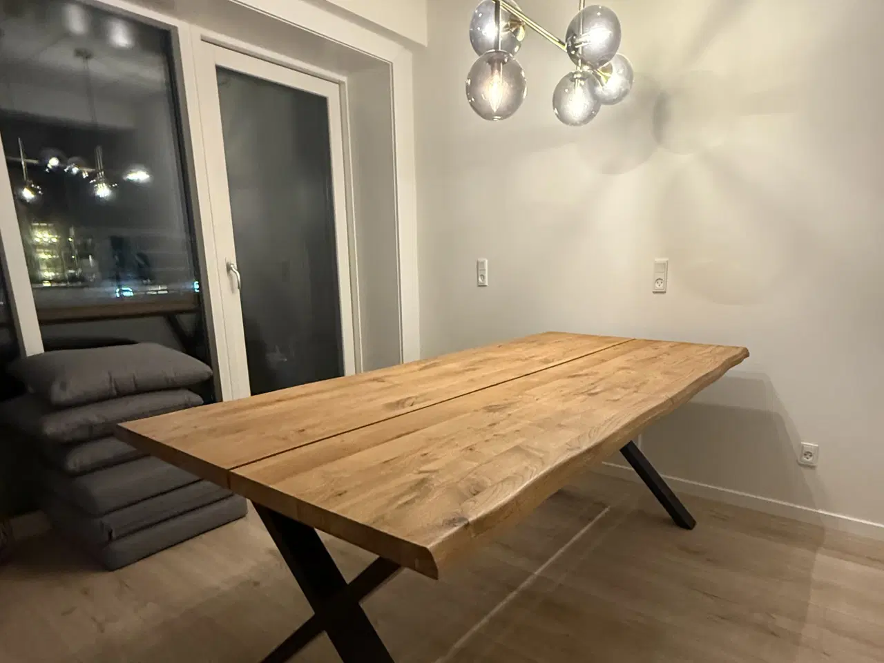 Billede 2 - Plankebord i egetræ