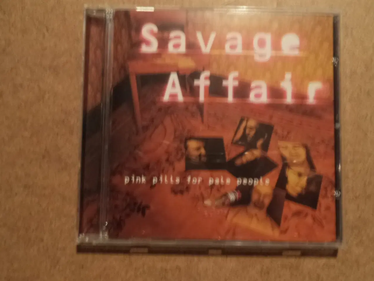 Billede 1 - Savage Affair ** Pink Pills For Pale People       