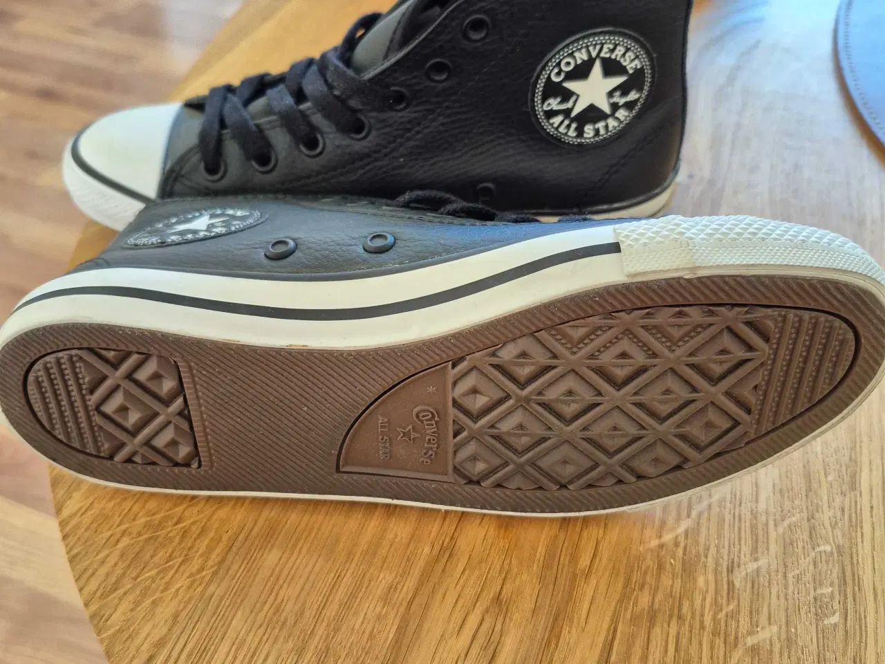 Billede 4 - Converse læder sko