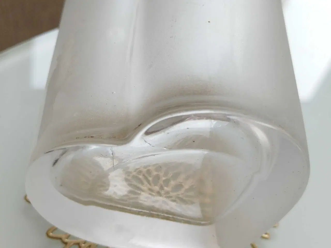 Billede 3 - Sød hjerte vase i glas/ frostet glas