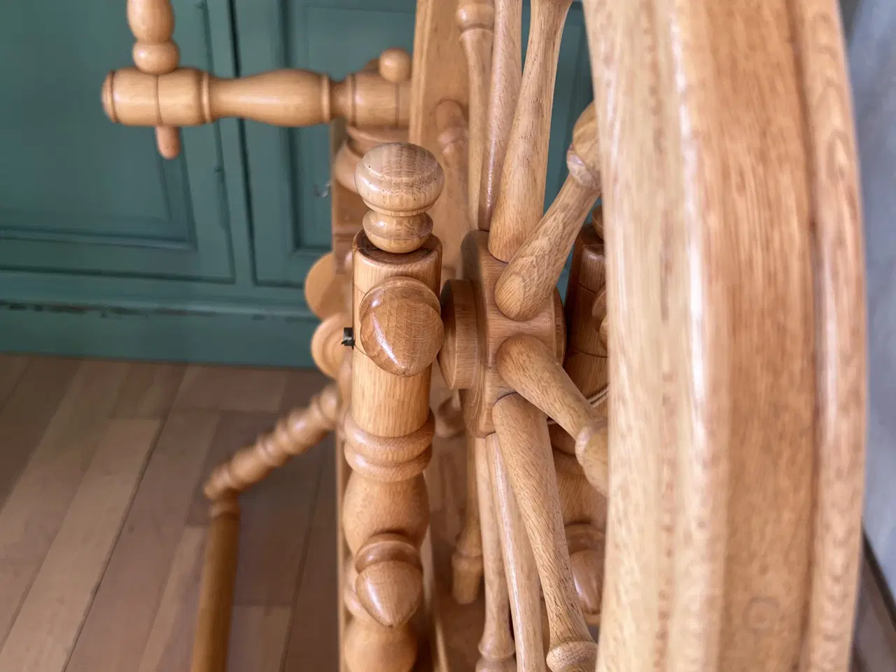 Billede 4 - Fin spinderok fra Ribe trædrejeri solgt