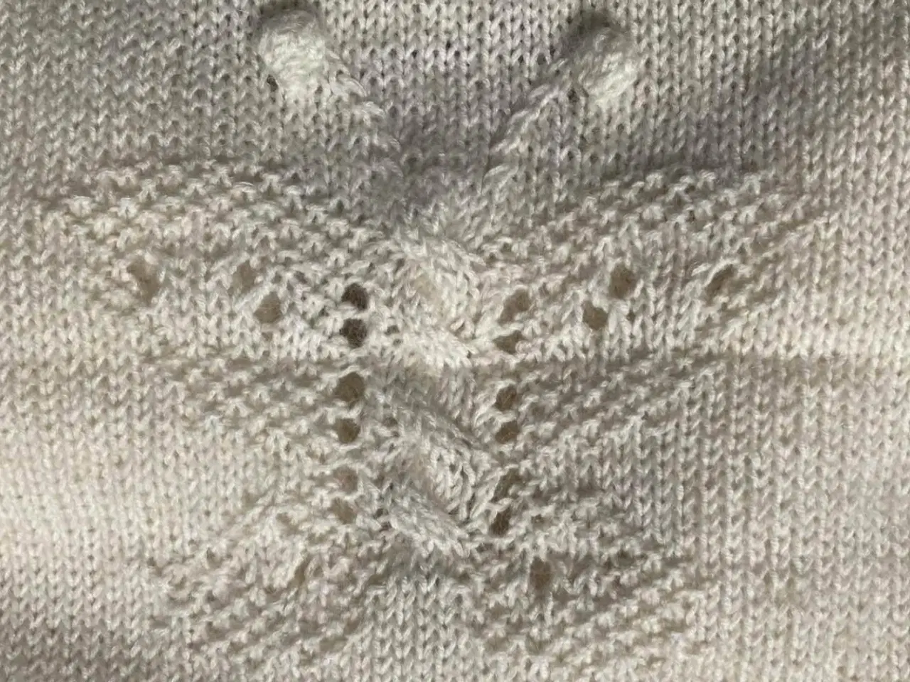 Billede 5 - Strikket cardigan sælges