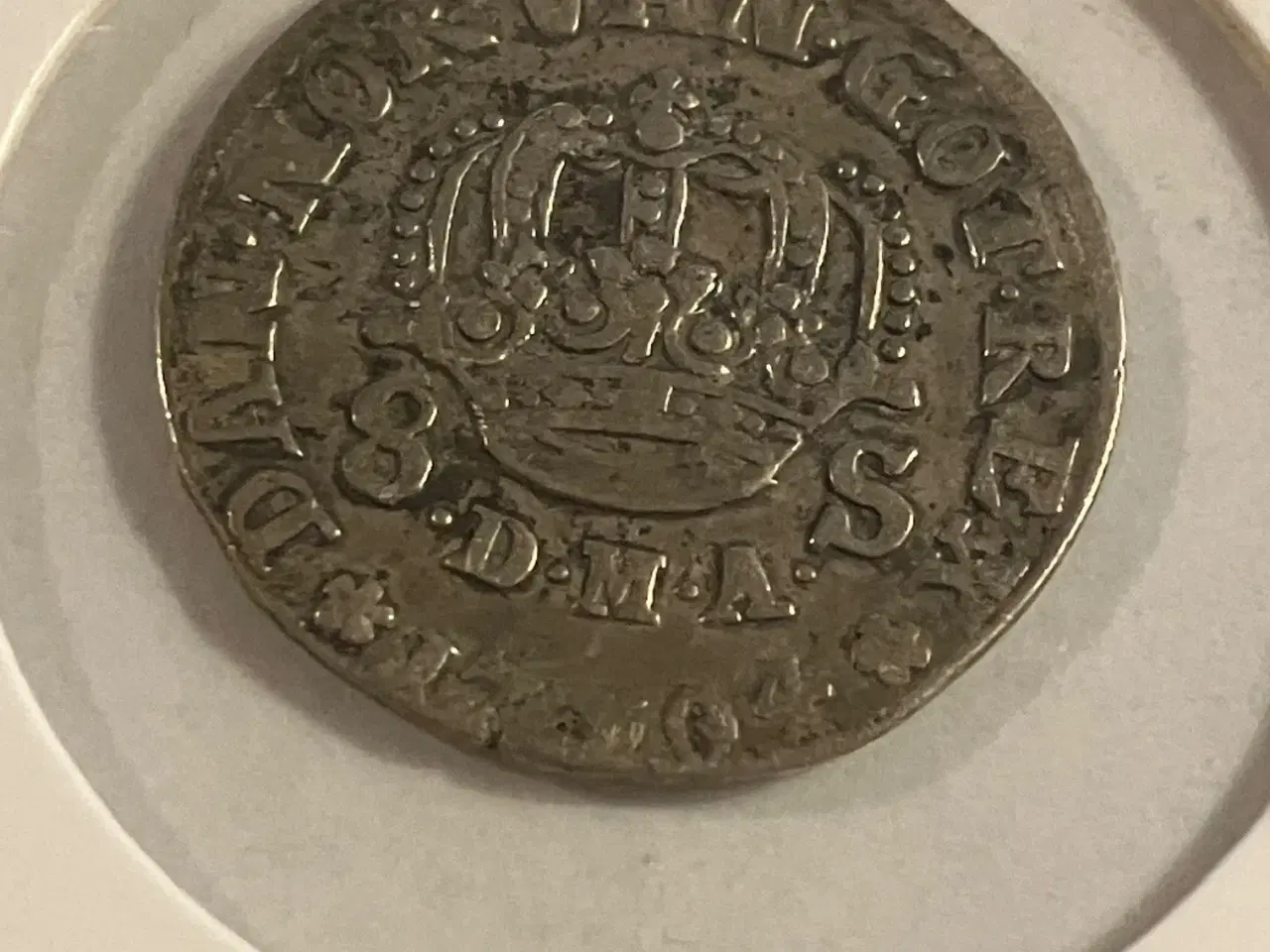 Billede 1 - 8 skilling 1704 Danmark