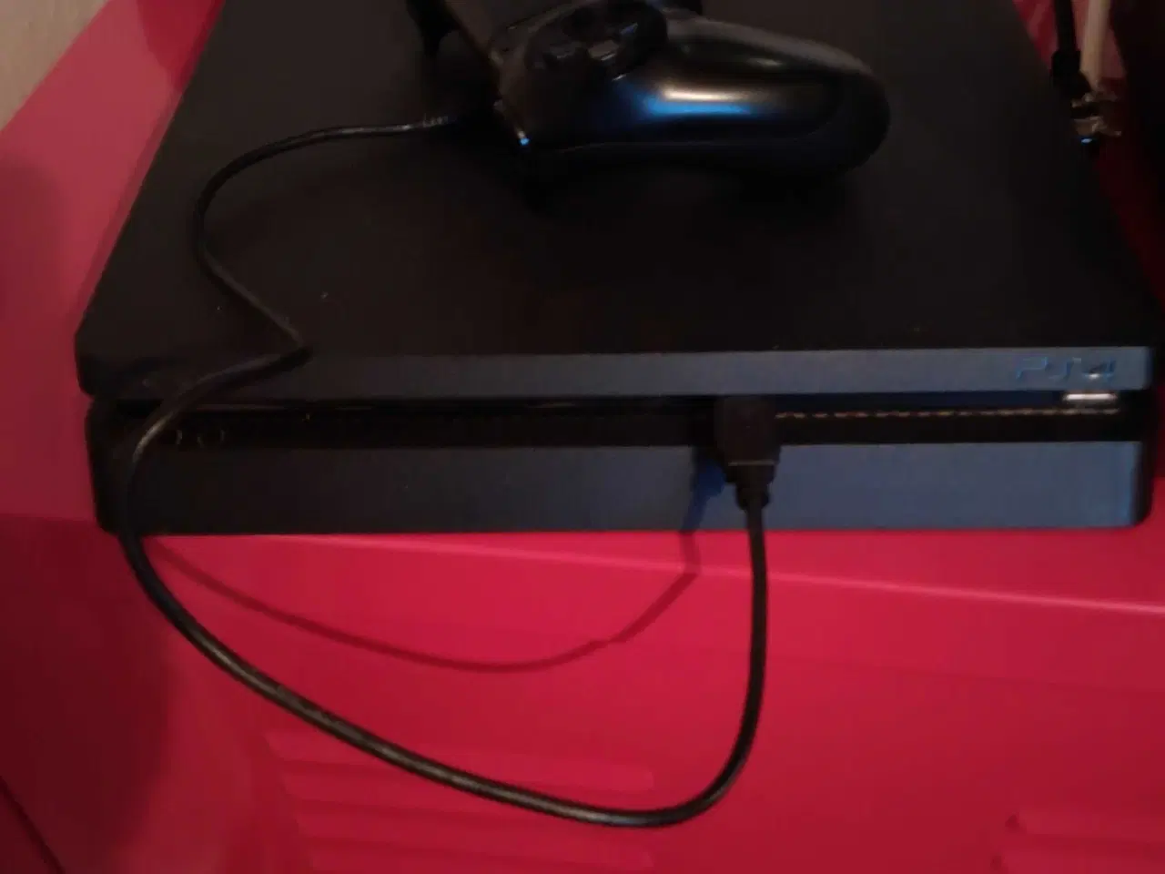 Billede 2 - Playstation 4 sælges 