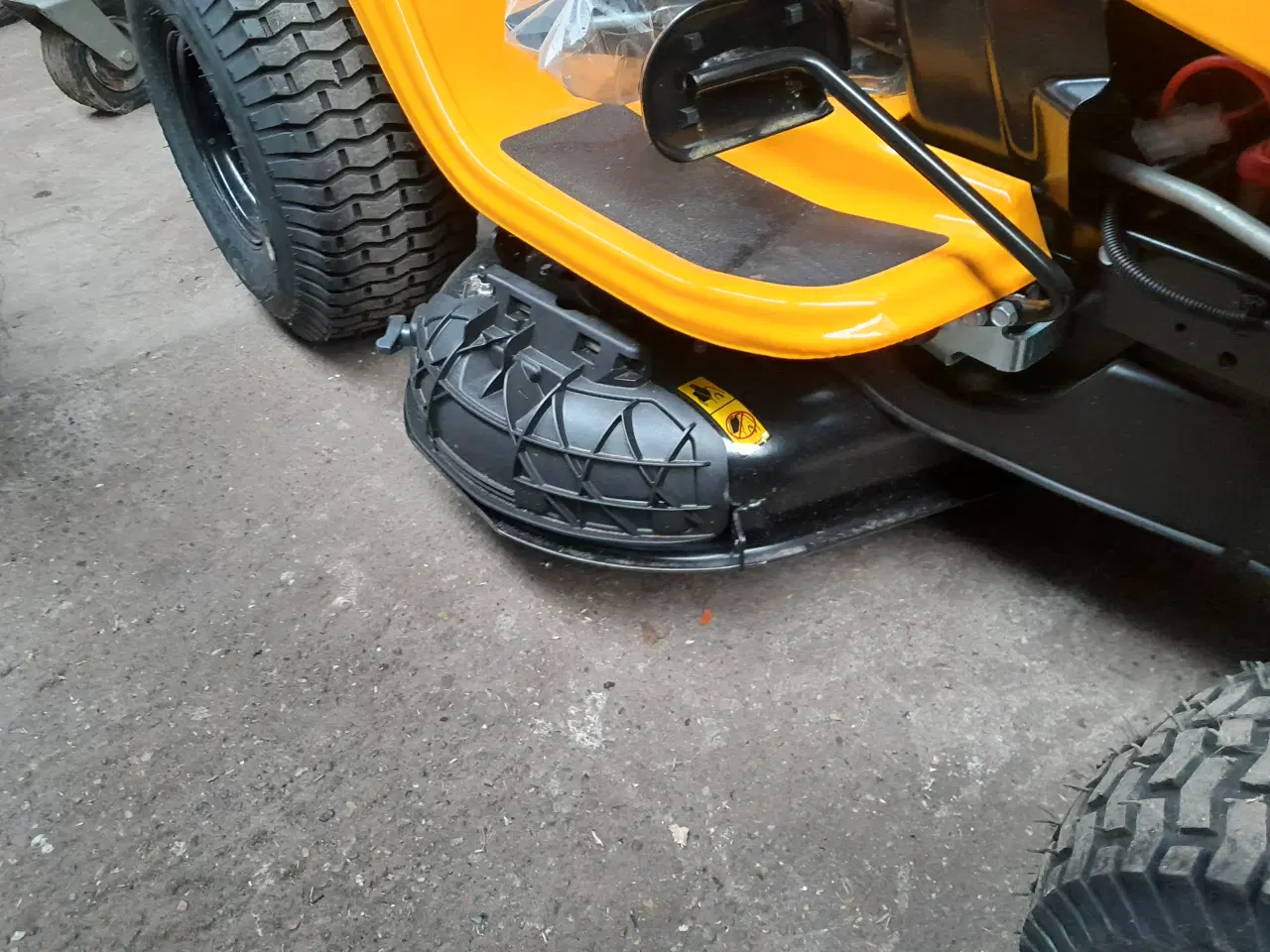 Billede 3 - Havtraktor Cub Cadet LT2 - 92 cm