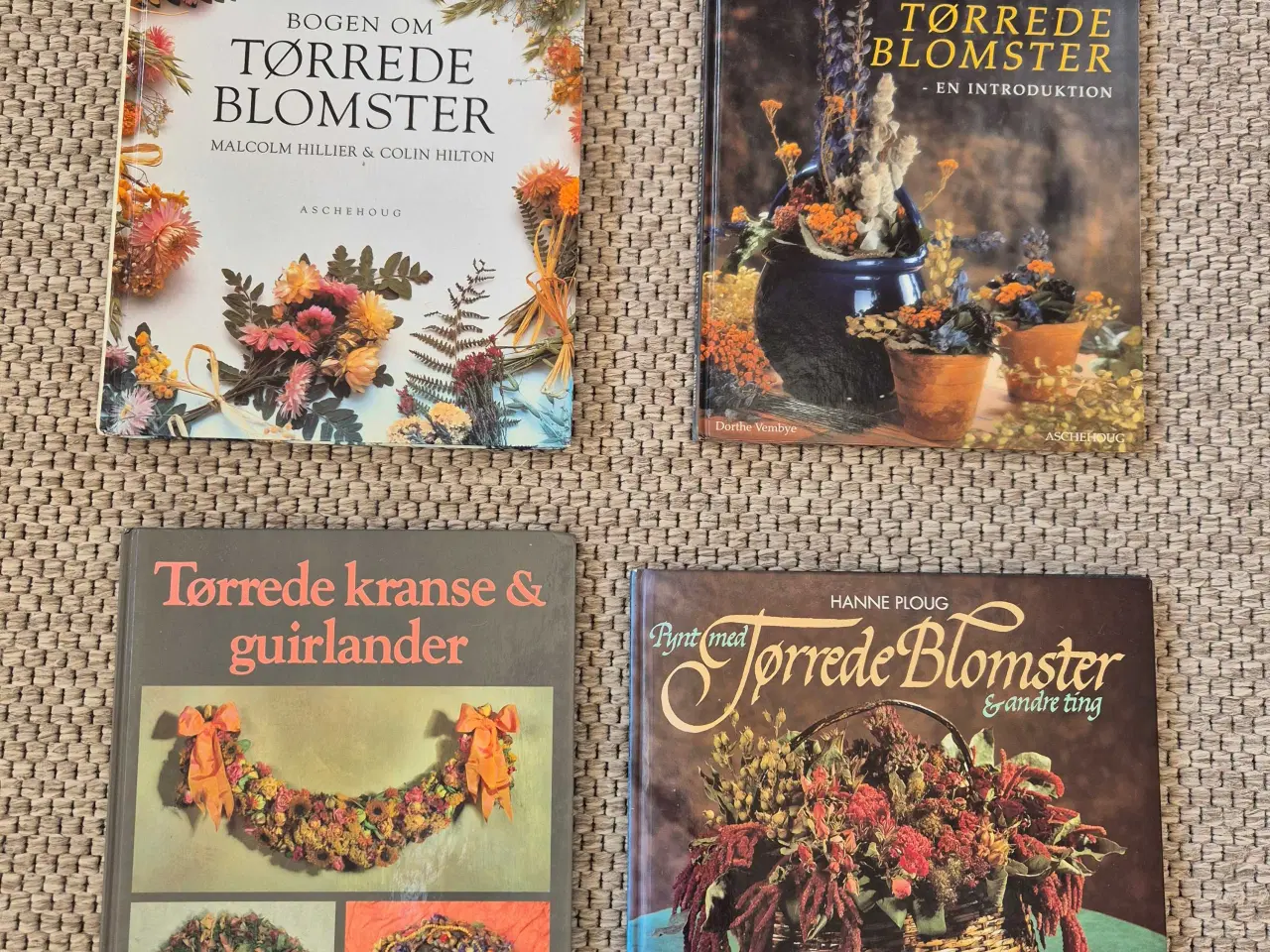Billede 1 - Bøger om  trørrede blomster  og kranse 