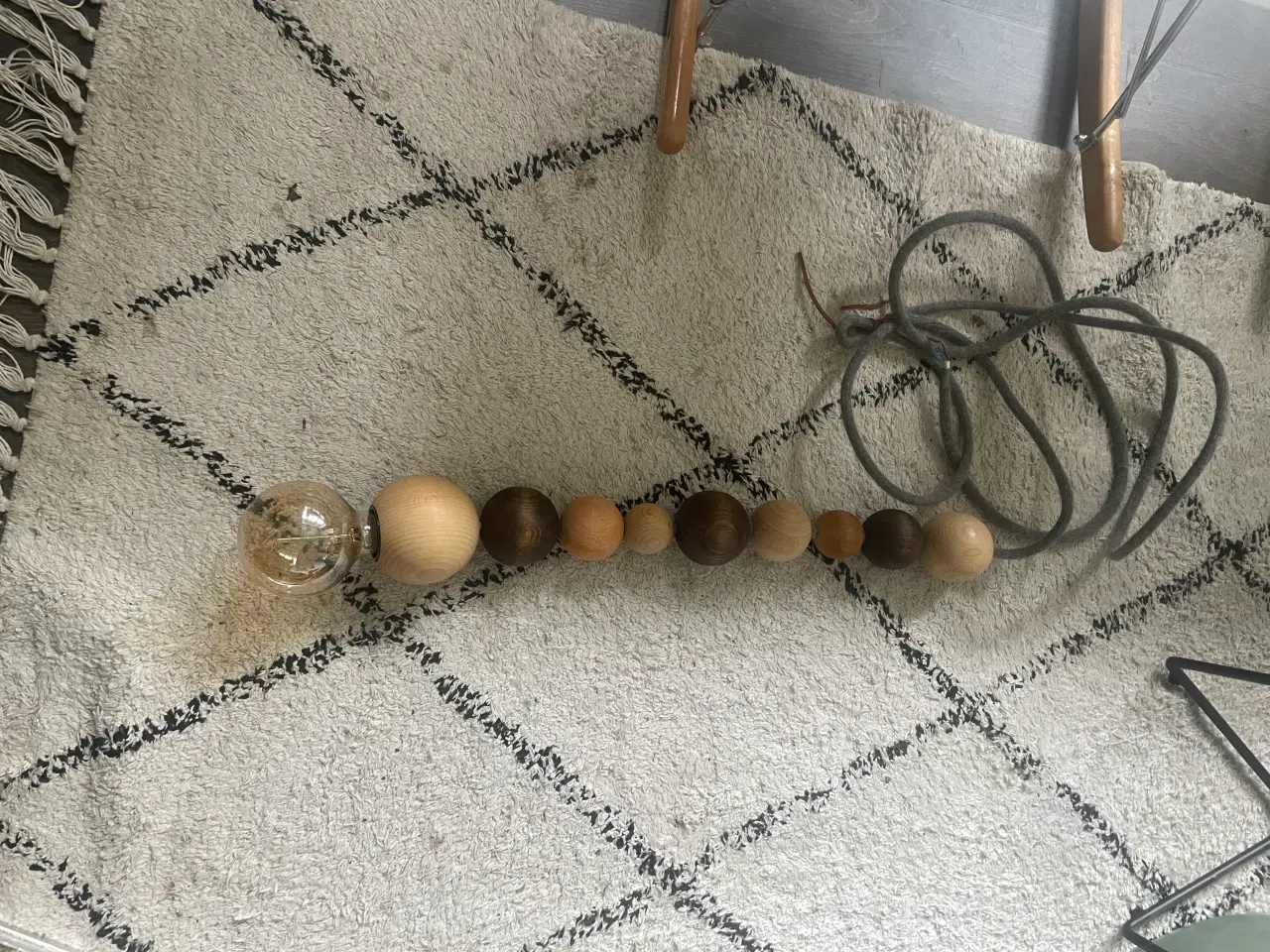 Billede 1 - Loftlampe perler på snor