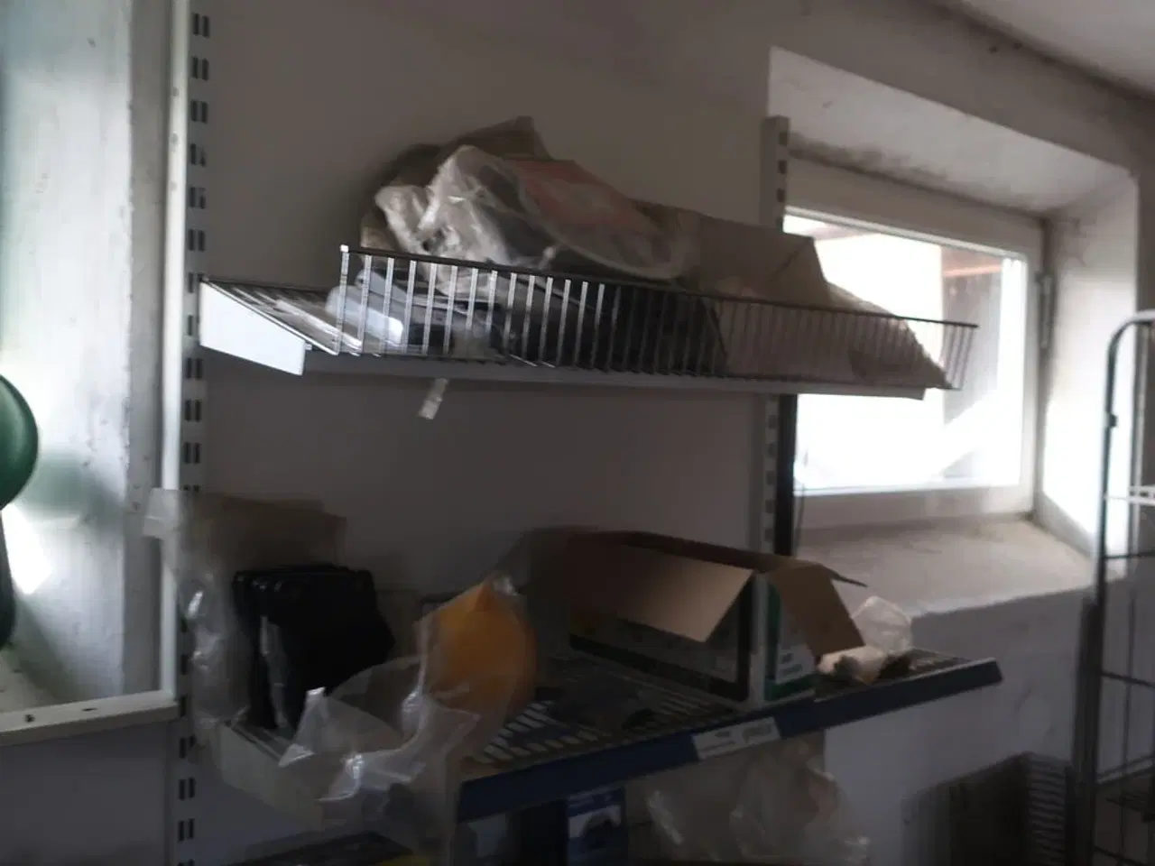 Billede 25 - Sækkevogn, varelager, reservedele, værktøj, reol, opbevaringsvogn m.m.