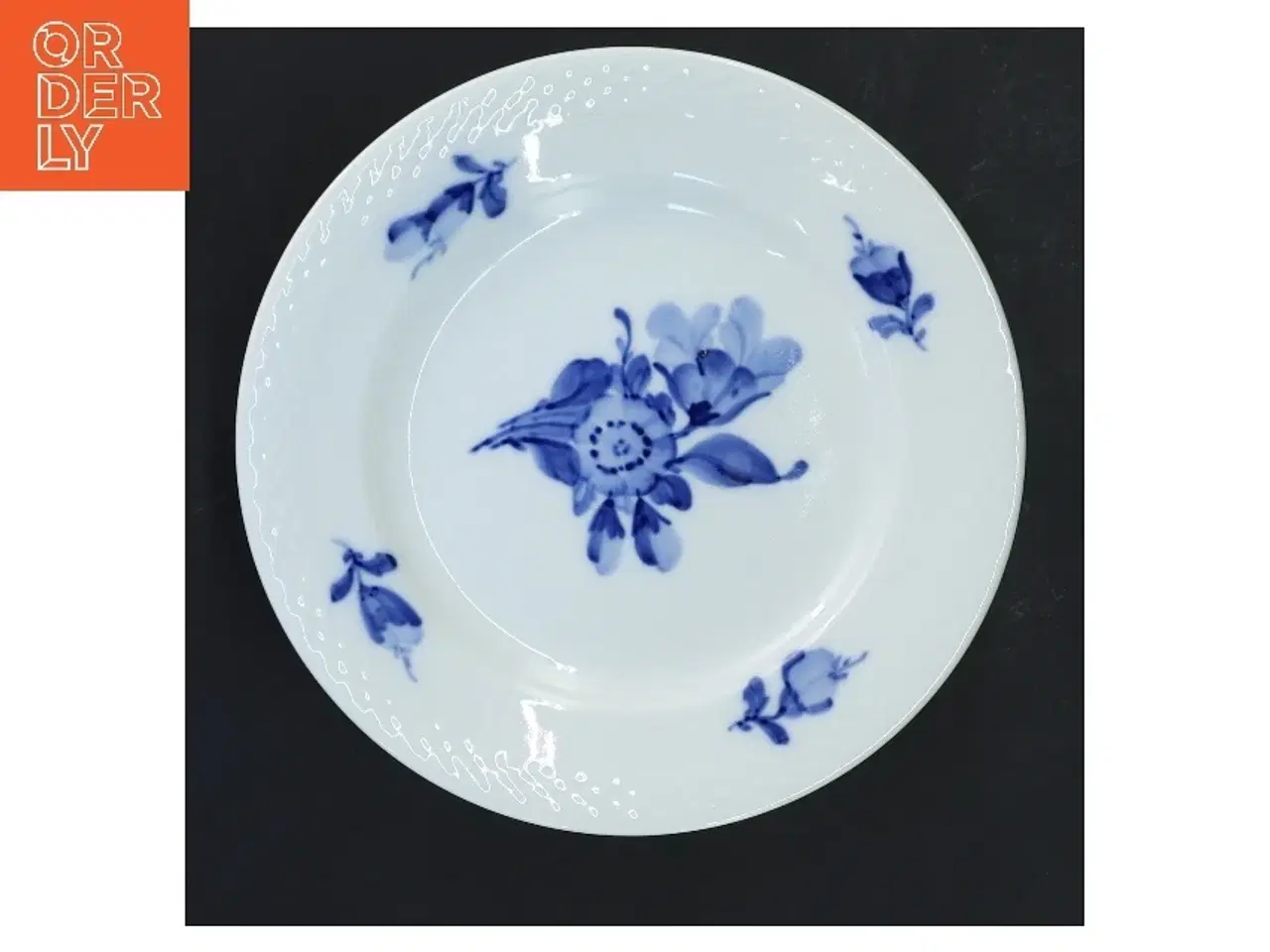 Billede 2 - Porcelænstallerkener 16 cm 5 stk fra Royal Copenhagen, med blå blomst motiv (str. 5 stk Ø 16 cm)