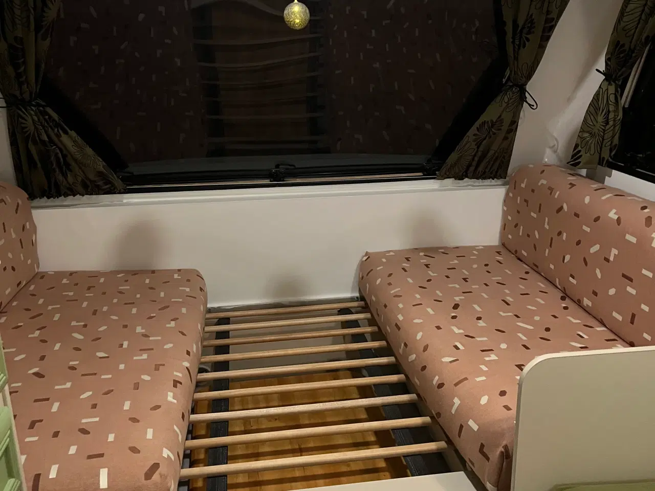 Billede 10 - Hyggelig og nyrenoveret campingvogn til salg