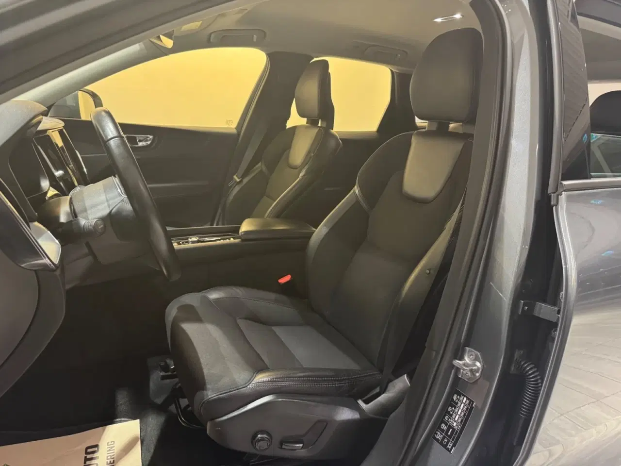 Billede 6 - Volvo XC60 2,0 D4 190 Momentum aut. AWD