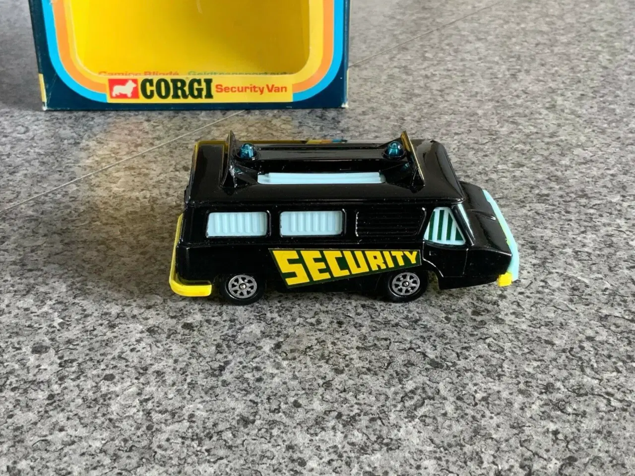 Billede 3 - Corgi Toys No. 424 Security Van, scale 1:36