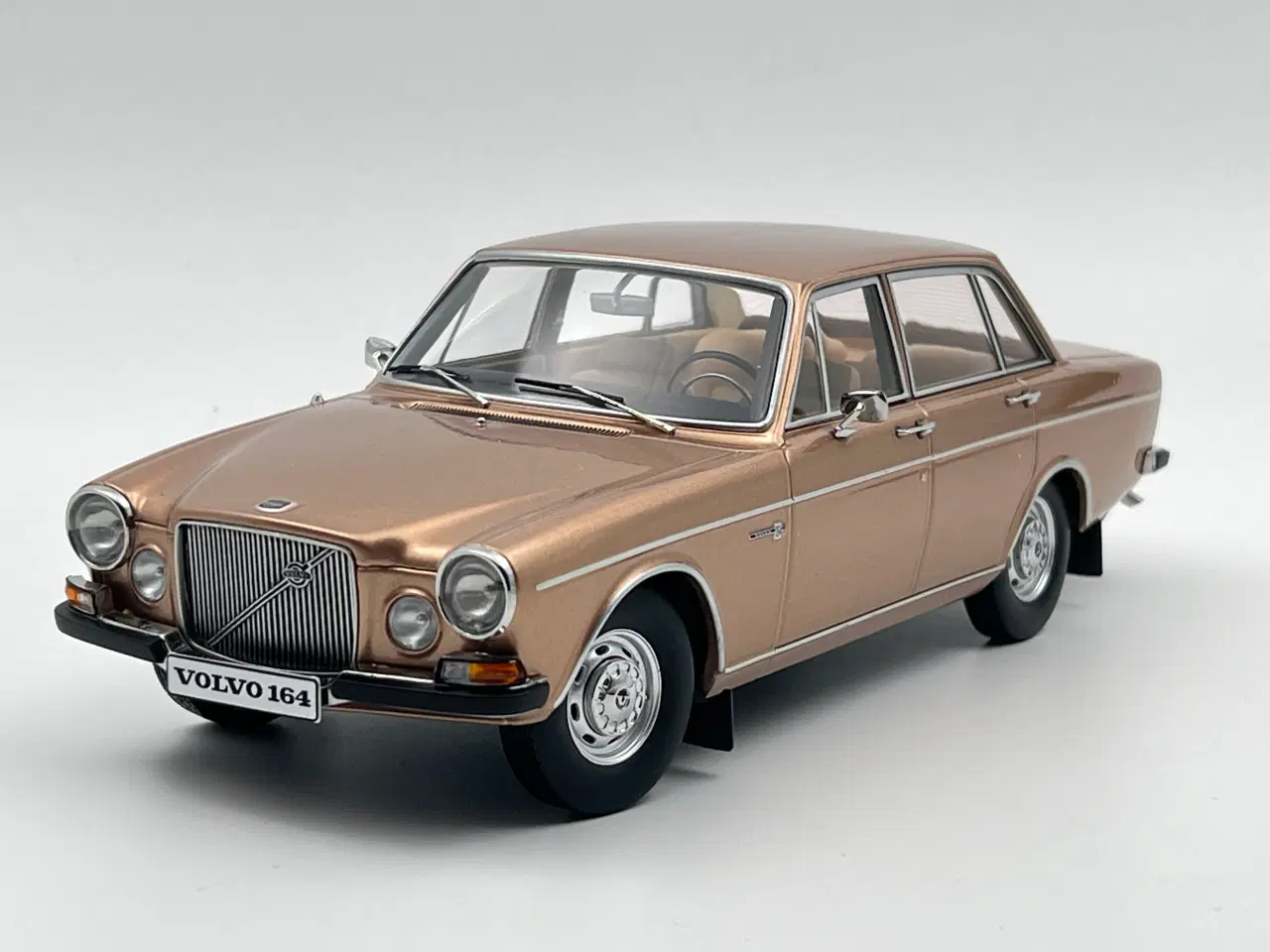 Billede 1 - 1969 Volvo 164 1:18  Super flot 