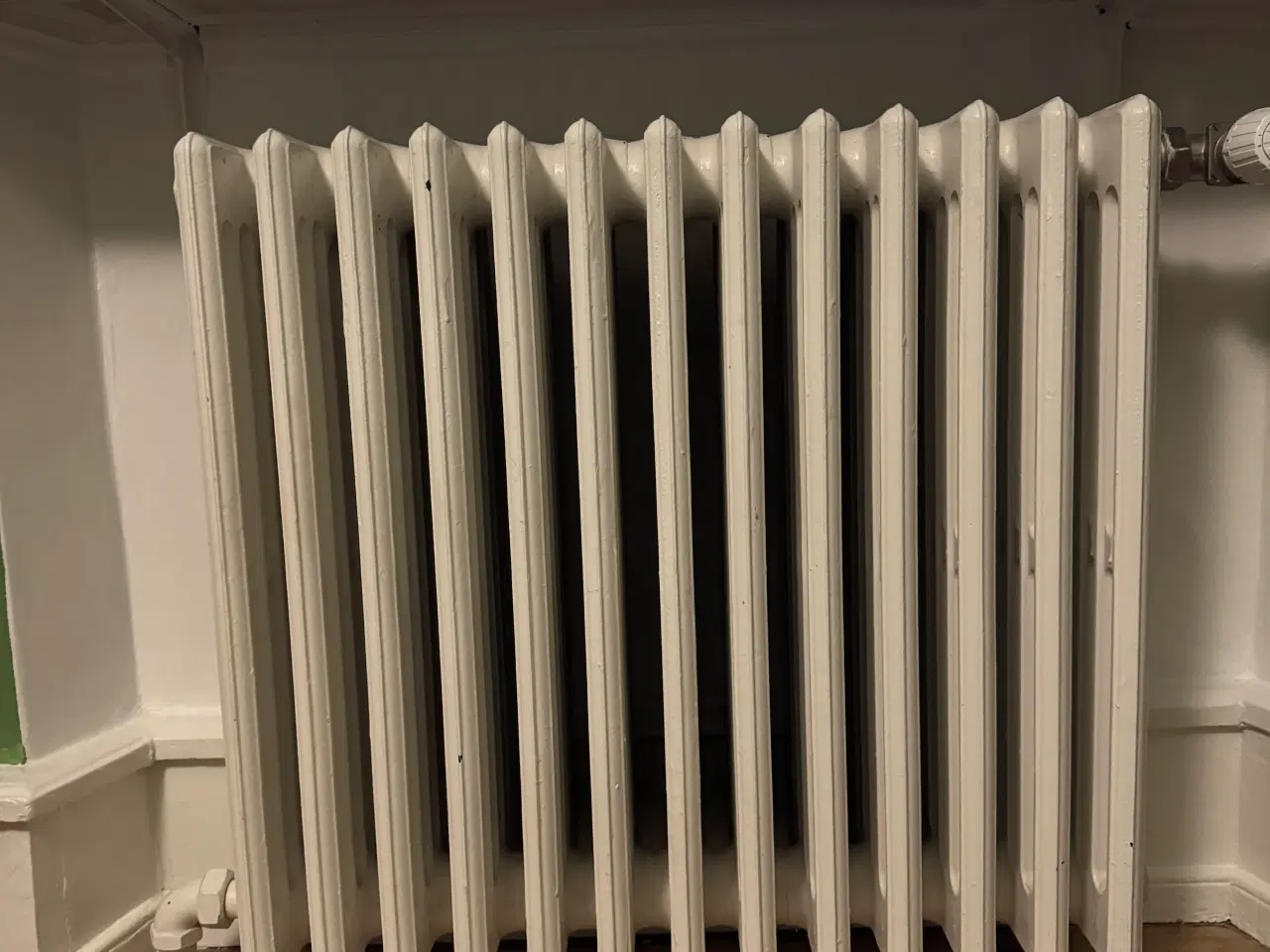 Billede 1 - Støbejerns radiatorer KØBES