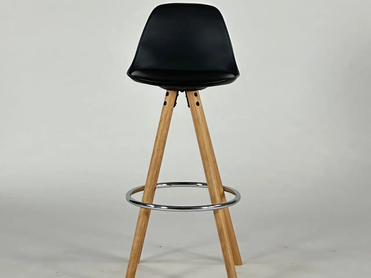 Billede 3 - Kokoon Design ANAU Barstol – Sort SH 74 cm