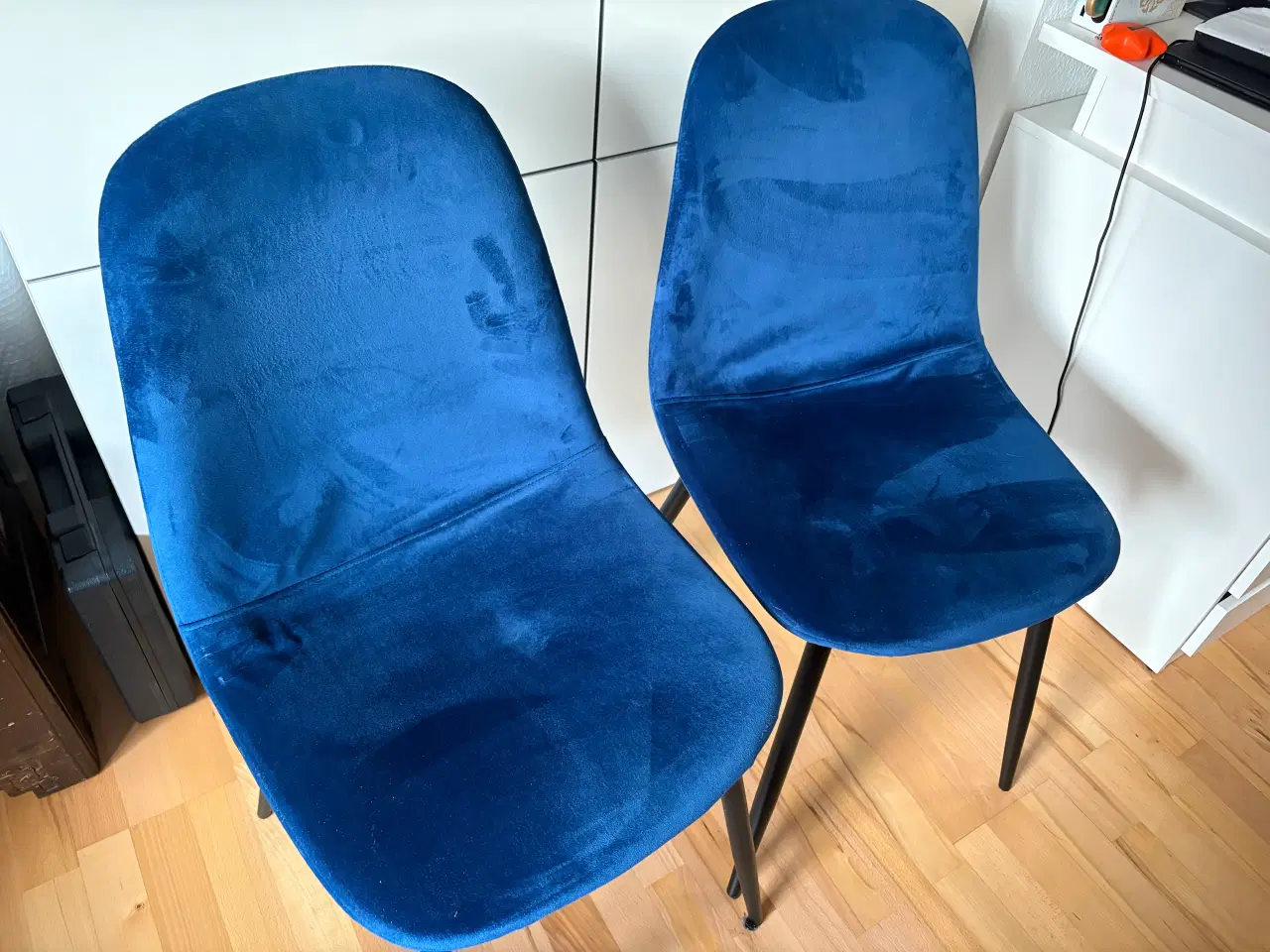 Billede 3 - Blå velour stole 