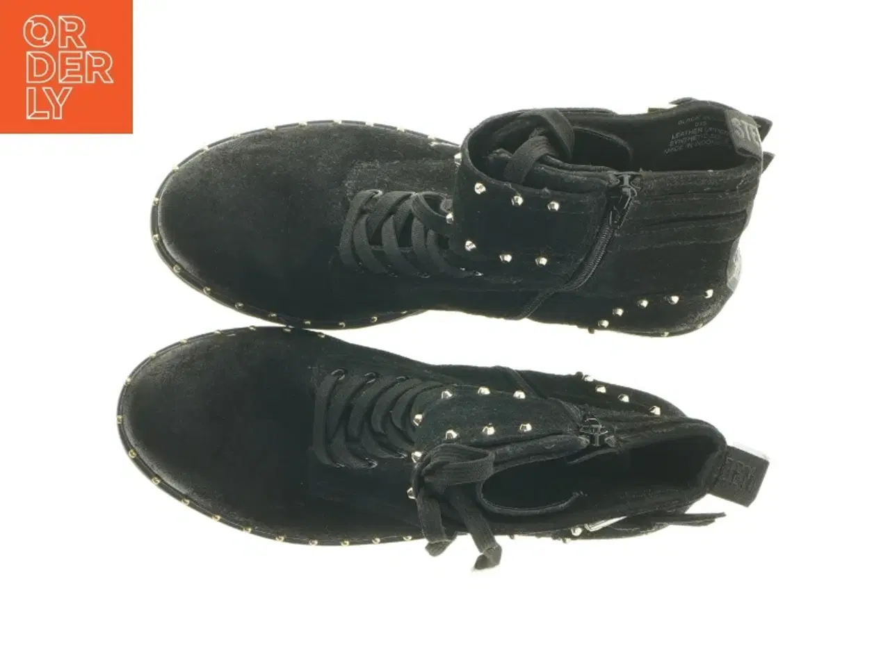 Billede 5 - Sort støvle med nitter fra Steve Madden (str. 38 )