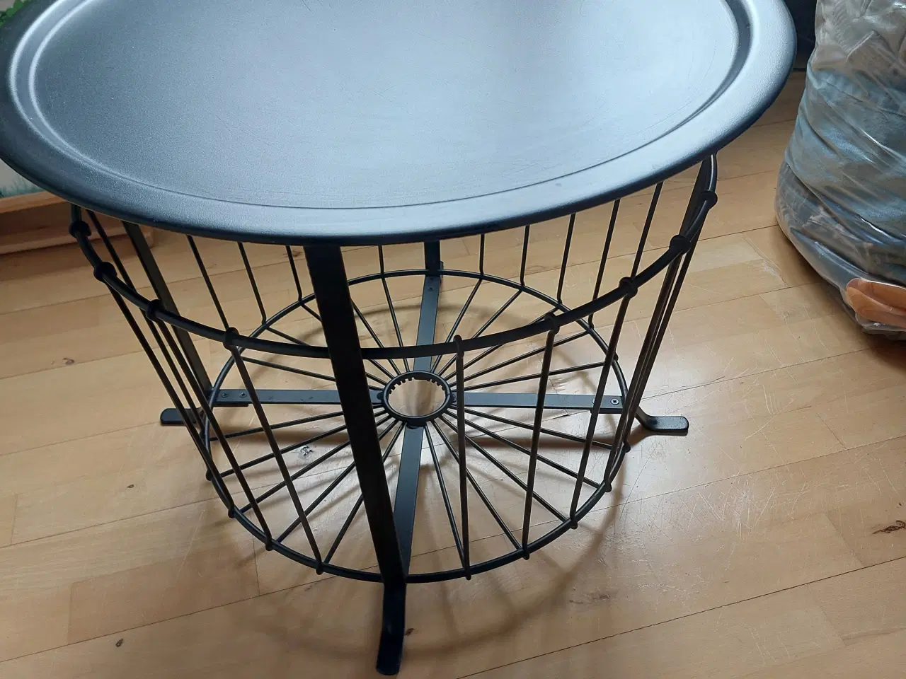 Billede 1 - Rundt Teenagerbord