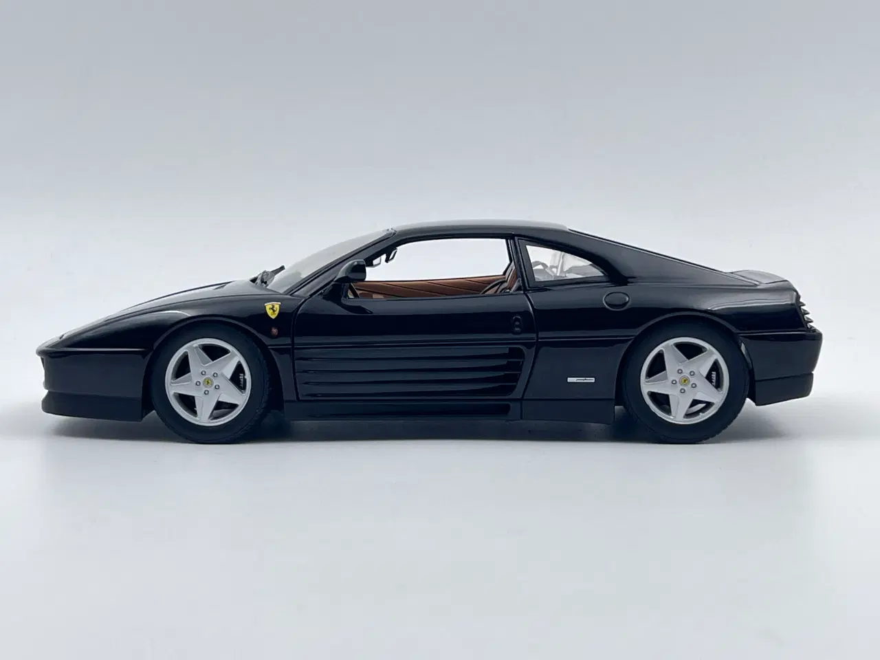 Billede 2 - 1991 Ferrari 348TB Sort / HotWheels - 1:18 