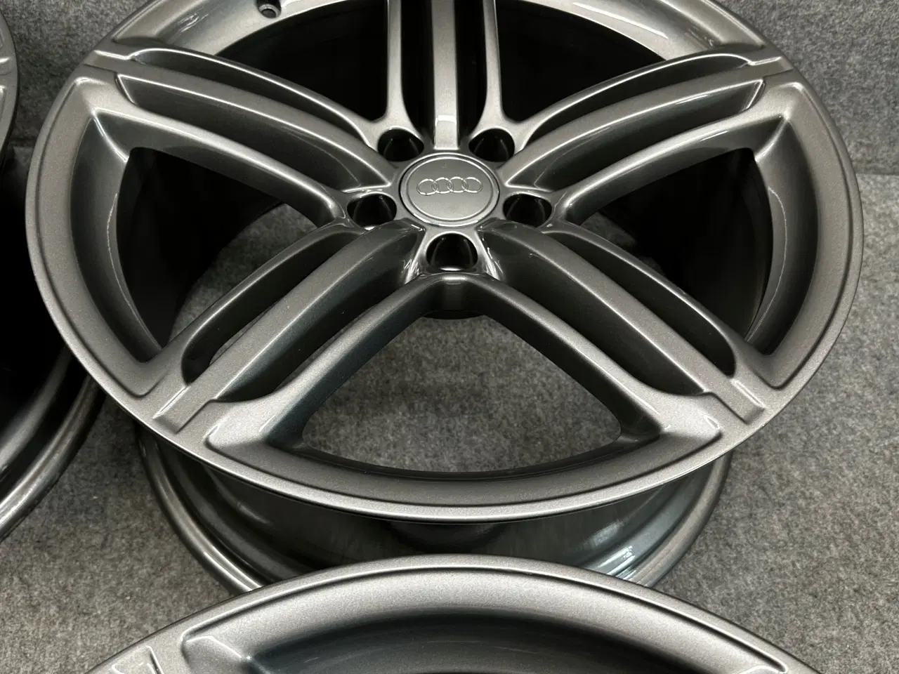 Billede 5 - AUDI A5 8T0 POMPEI 19 8.5" x 19" 5x112 ET 33