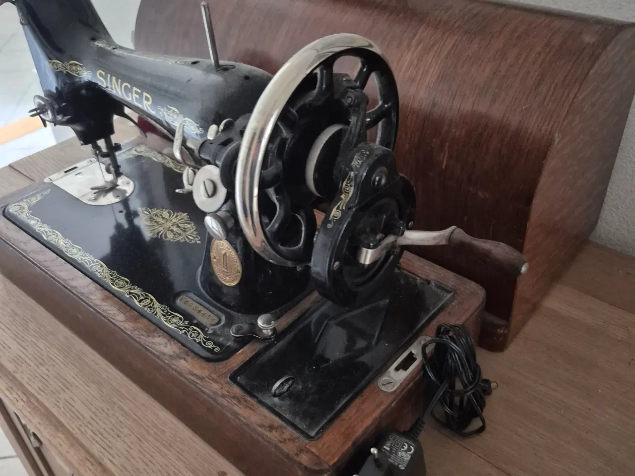 Billede 2 - Gl. symaskine